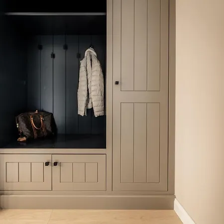 Living Lorens No 8 *