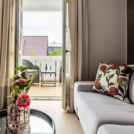 Living Lorens No 8 Апартаменты
