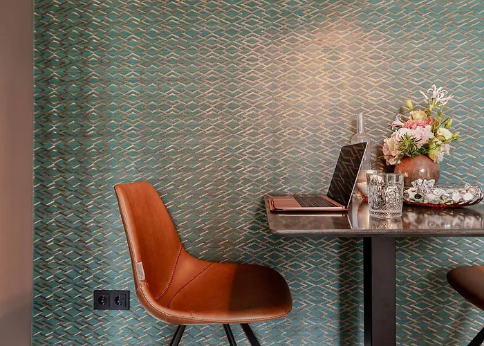 Living Lorens No 8 *